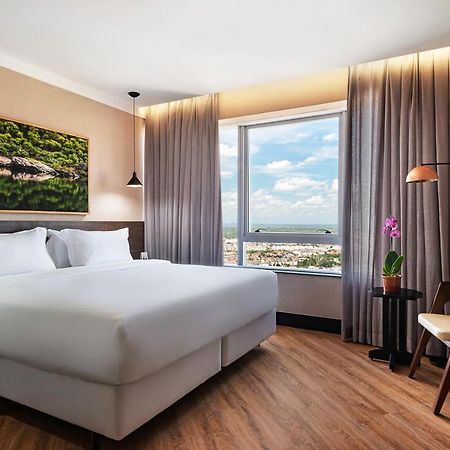 Nh Hotel Feira De Santana Kültér fotó