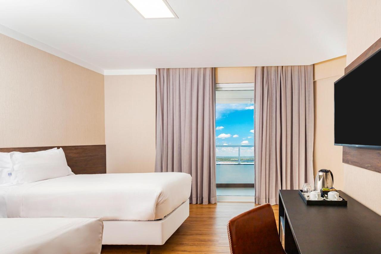 Nh Hotel Feira De Santana Kültér fotó